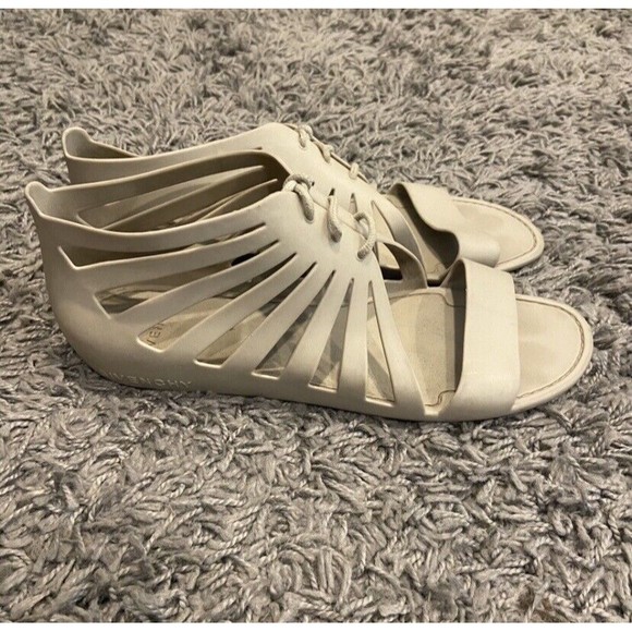 Givenchy Rubber CutOut Accent Gladiator Sandals Size 10 IT 40 - Picture 11 of 11
